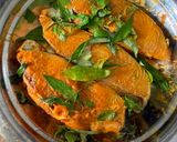 Gambar langkah 1 resipi 👩‍🍳Ikan Tenggiri Goreng Daun Kesum.