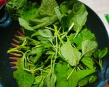 Foto langkah ke 1 dari resep Tumis Bayam Minyak Wijen.