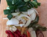 Foto langkah ke 1 dari resep Tongkol bumbu sarden.
