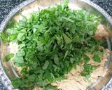 બાજરી ઘઉં ના થેપલા (Bajri Wheat Thepla Recipe in Gujarati) રેસીપી સ્ટેપ2ફોટો