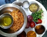झटपट कच्चा मसाला शेव भाजी (sev bhaji recipe in marathi) रेसिपी स्टेप 1 फोटो 