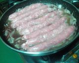 Foto del paso 3 de la receta: Salchichas encebolladas al vino tinto