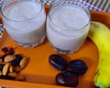 ડેટસ બનાના મિલ્કશેક (Dates Banana Milkshake Recipe In Gujarati) રેસીપી સ્ટેપ2ફોટો