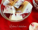 A picture of step 1 of Frozen greek yogurt and pomegranate cubes.
