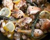 Foto del paso 8 de la receta Pollo y alcachofas al limón y romero