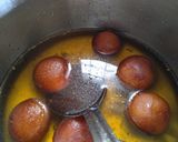 A picture of step 4 of Stuffed Gulab jam with coconut jaggery.