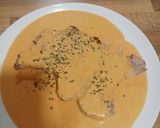 Foto del paso 7 de la receta: Filetes de lomo con salsa de pimiento