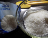 Foto del paso 1 de la receta: Coquitos (como los de panadería)