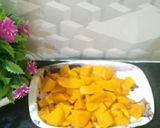 मैंगो मिल्क शेक (Mango milk shake recipe in hindi) रेसिपी चरण 1 फोटो