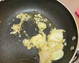 Foto langkah ke 3 dari resep Honey garlic chicken.
