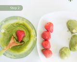 Foto langkah ke 4 dari resep Strawberry Matcha.