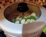 Foto langkah ke 4 dari resep Ngo hiang Kulit Kembang Tahu.