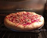 Foto langkah ke 6 dari resep Pizza Homemade.
