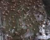 Foto langkah ke 4 dari resep Fudgy Brownies Triple Chocolate.