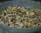 Foto del paso 2 de la receta: Magdalenas o Muffins de champiñones y queso