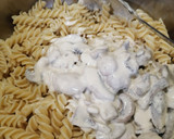 Foto del paso 3 de la receta: Pasta fusilli con crema de champiñones