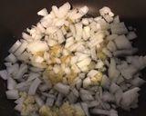Une image de l'étape 2 de Soupe de pommes de terre navets tomates et carottes au citron confit.