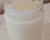 Foto del paso 2 de la receta: Yogur con iniciador de leche de búfala al matcha con avellanas 🍵