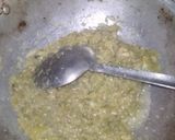 A picture of step 3 of Lauki ka Halwa.