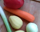 Kínai zöldséges tészta kovászos káposztával recept fázis 2 fotója