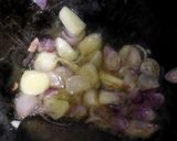 Foto langkah ke 2 dari resep Tumis Terong Ungu Jamur Kancing.