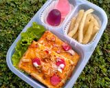 Foto langkah ke 3 dari resep Pizza Roti Tawar Bekal Sekolah Anak.