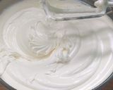 Foto langkah ke 2 dari resep 24. Bolu Susu Kukus.