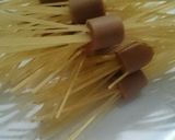 Foto langkah ke 2 dari resep Spaghetti Sosis Enak.
