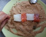 Foto del passaggio 7 della ricetta Spiedini di pesce