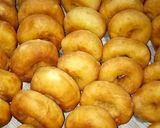 Foto langkah ke 4 dari resep Donat kentang.