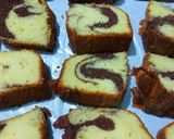 Foto langkah ke 6 dari resep Marmer cake.