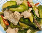 รูปขั้นตอนการทำที่ 6 ของ ผัดมะเขือยาวหมูสามชั้น คีโต