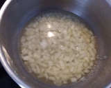 Foto del paso 5 de la receta: Truchas con jamón y guarnición de pimiento cebolla y patata