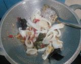 Foto langkah ke 4 dari resep Cumi kuah kecap manis.