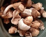 Foto langkah ke 1 dari resep Jamur sawit tumis pedas.