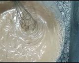 A picture of step 6 of Red velvet sponge cake.