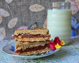 Foto del paso 5 de la receta: Alfajor de avena y manteca de maní en sartén🌼