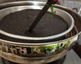A picture of step 5 of Oreo cake.