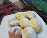 Foto langkah ke 4 dari resep Bomboloni isi vanilla pastry cream.