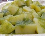 A picture of step 2 of Aloo kachaloo.