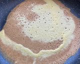Foto langkah ke 3 dari resep Crepes Topping Blueberry Teflon.
