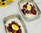 Foto langkah ke 6 dari resep Red Braised Pork Belly / 红烧肉 Hong Shao Rou.