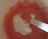 Foto langkah ke 4 dari resep Strawberry yoghurt cake.