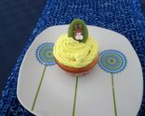 A picture of step 7 of Easter Cupcakes.