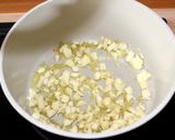 Fokhagymakrémleves recept fázis 1 fotója