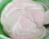 A picture of step 10 of No bake strawberry cheesecake.