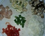 Foto del paso 1 de la receta: Revuelto de vegetales y pollo (bebes)