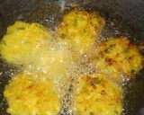 Foto langkah ke 3 dari resep Perkedel Jagung.