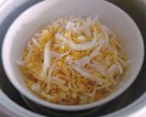 A picture of step 2 of Sweet Bánh Cuốn.
