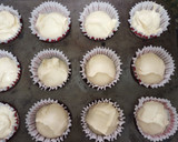 Foto del paso 8 de la receta: Cupcakes de chocolate blanco con buttercream de dulce de leche